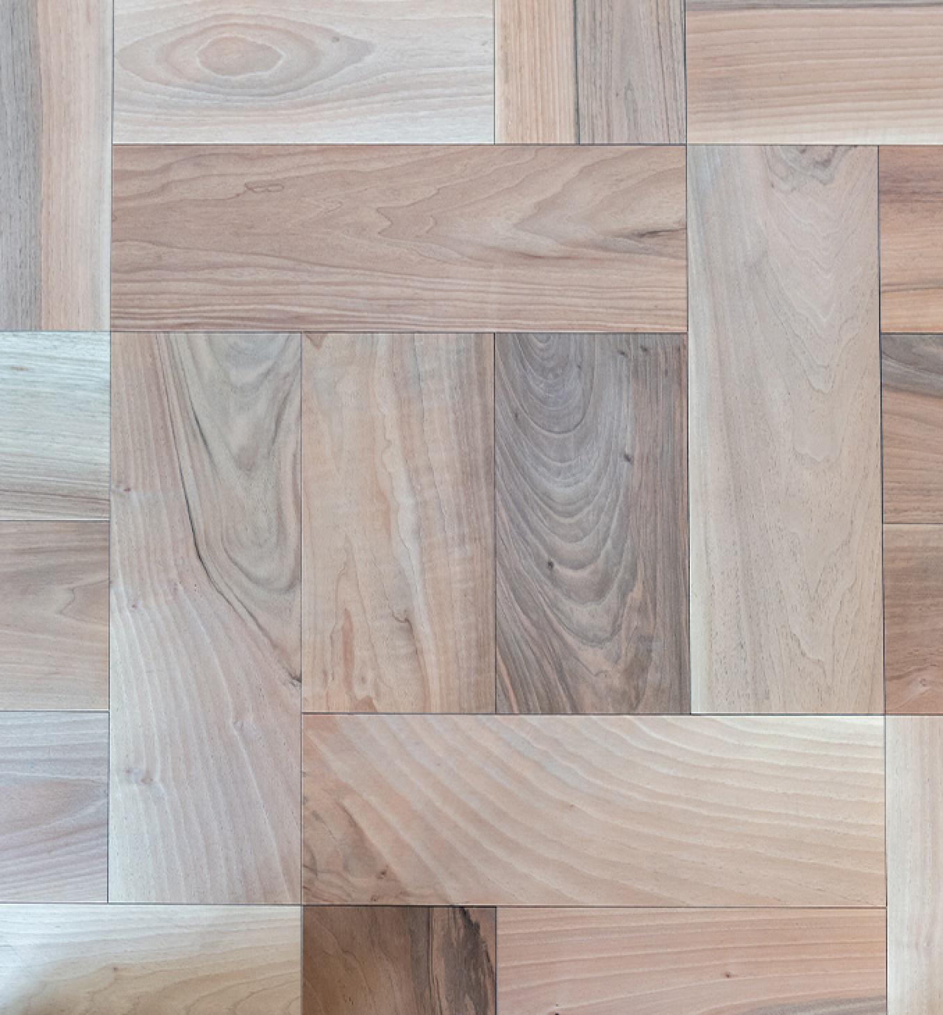 EUROPEAN walnut/comercial/brushed/evo varnished. 15mm. 135-155mm. 1200-2200mm
