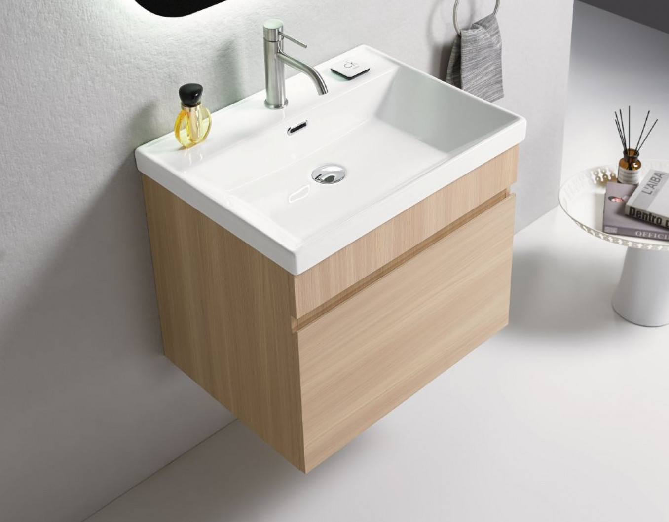 Toaletni ormarić UNILINE LUMA 601BRW sa lavaboom, soft close fioka