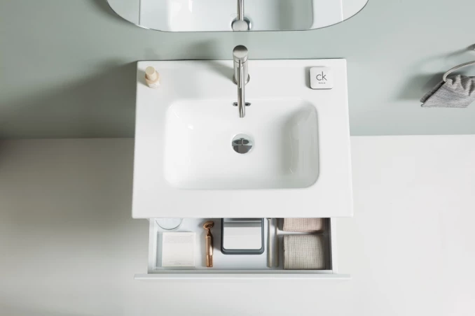 Toaletni ormarić UNILINE LUMA 600 sa lavaboom. soft close dve fioke 613x464x480